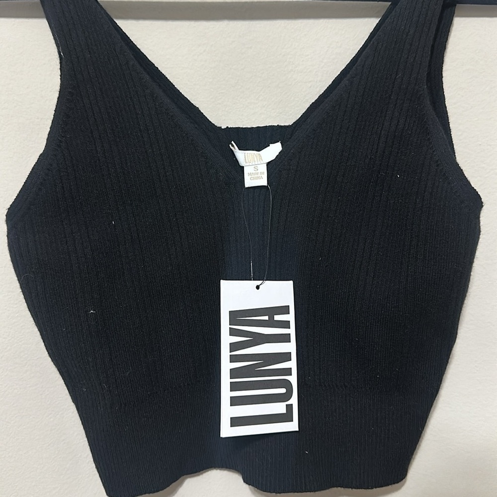 Lunya - Picture 2 of 5
